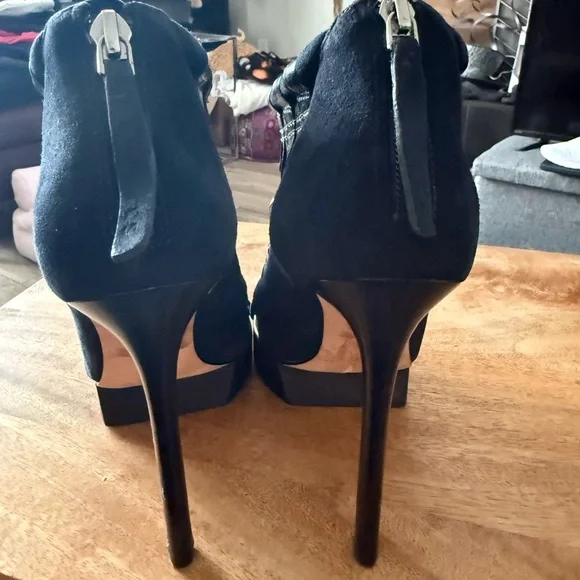 Camilla Skovgaard black leather platform stiletto booties Sexy! Sz 38.5/8.5 - Picture 5 of 6